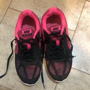 Nike revolution 3. Women